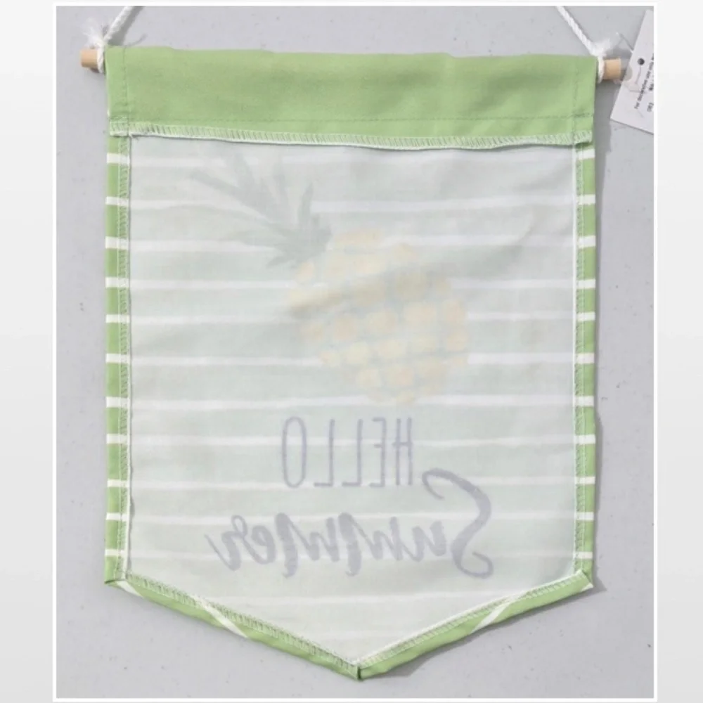 New Room&Retreat Home Canvas Art Hello Summer Pineapple Green Hanging Décor NWT